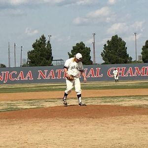 Meet your Posher, Pake